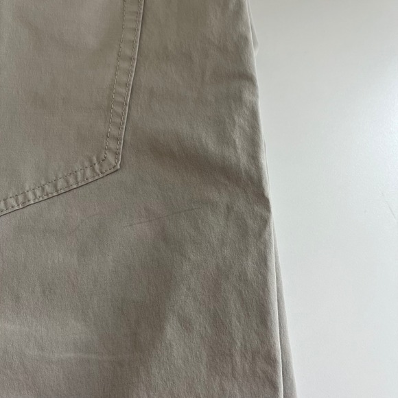 Vineyard Vines Men's Performance Khaki Pants 38x32 stretch hybrid golf pants - Picture 6 of 8